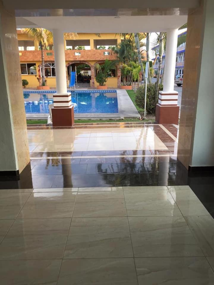Hotel San Carlos เยาเตเปค ภายนอก รูปภาพ